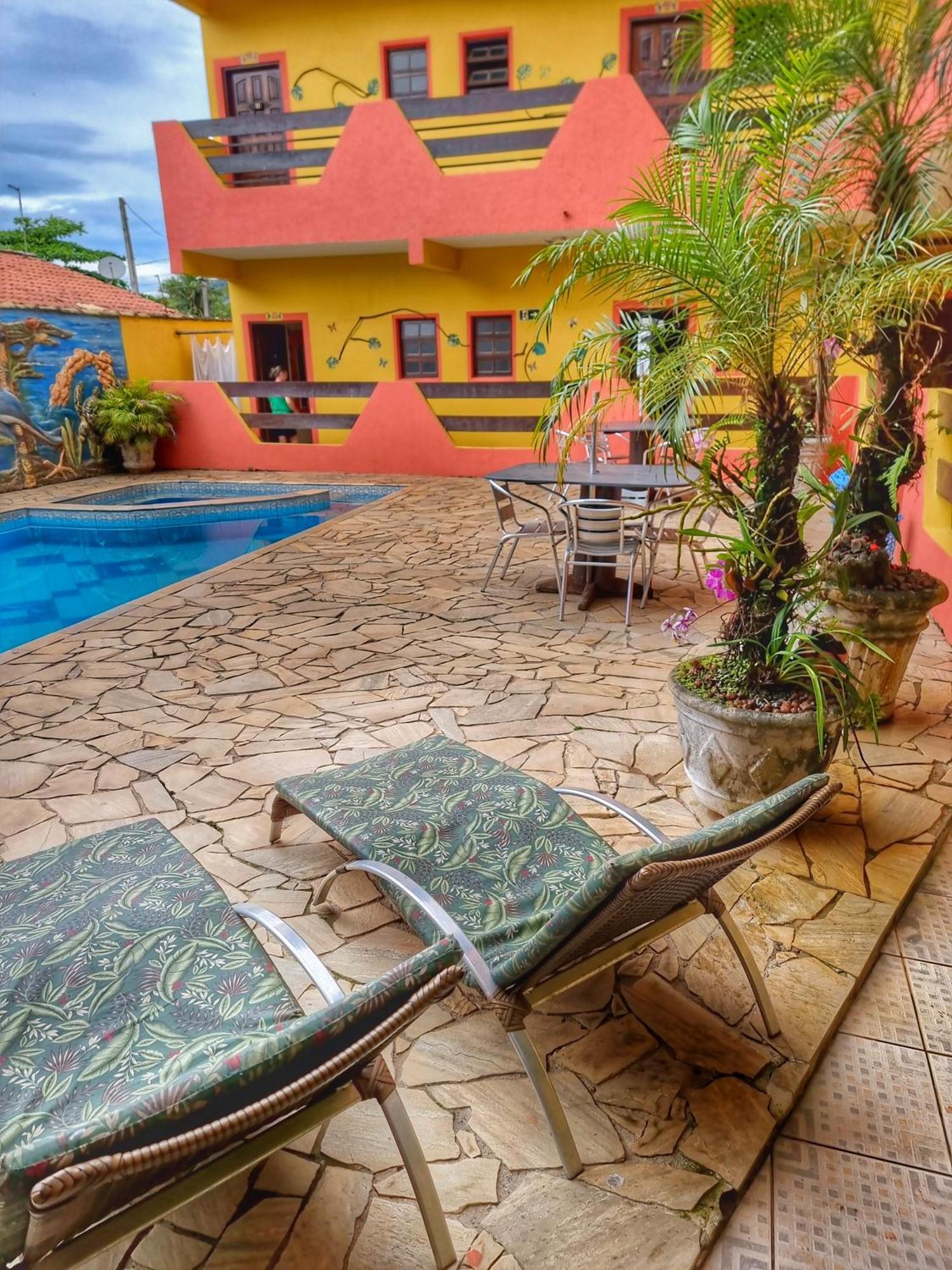 佩鲁伊比套房公寓酒店 Peruíbe 外观 照片
